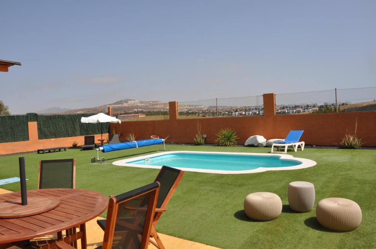 Eco White With Climatized Pool *