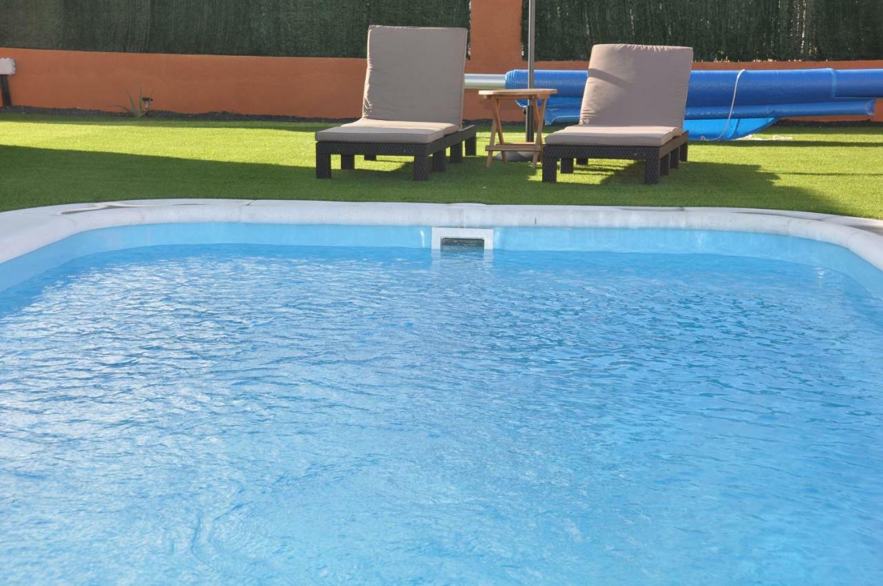 Eco White With Climatized Pool Villa *