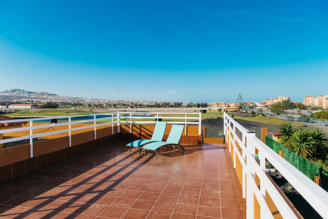 Eco White With Climatized Pool Villa