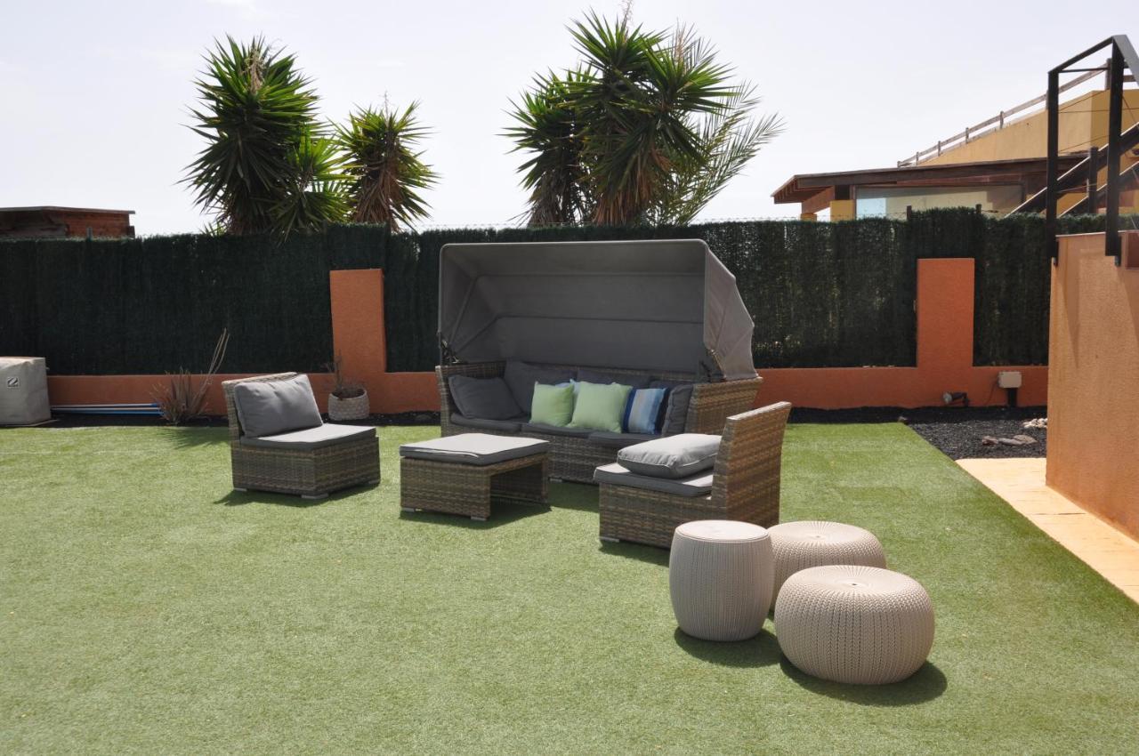 Eco White With Climatized Pool Villa *