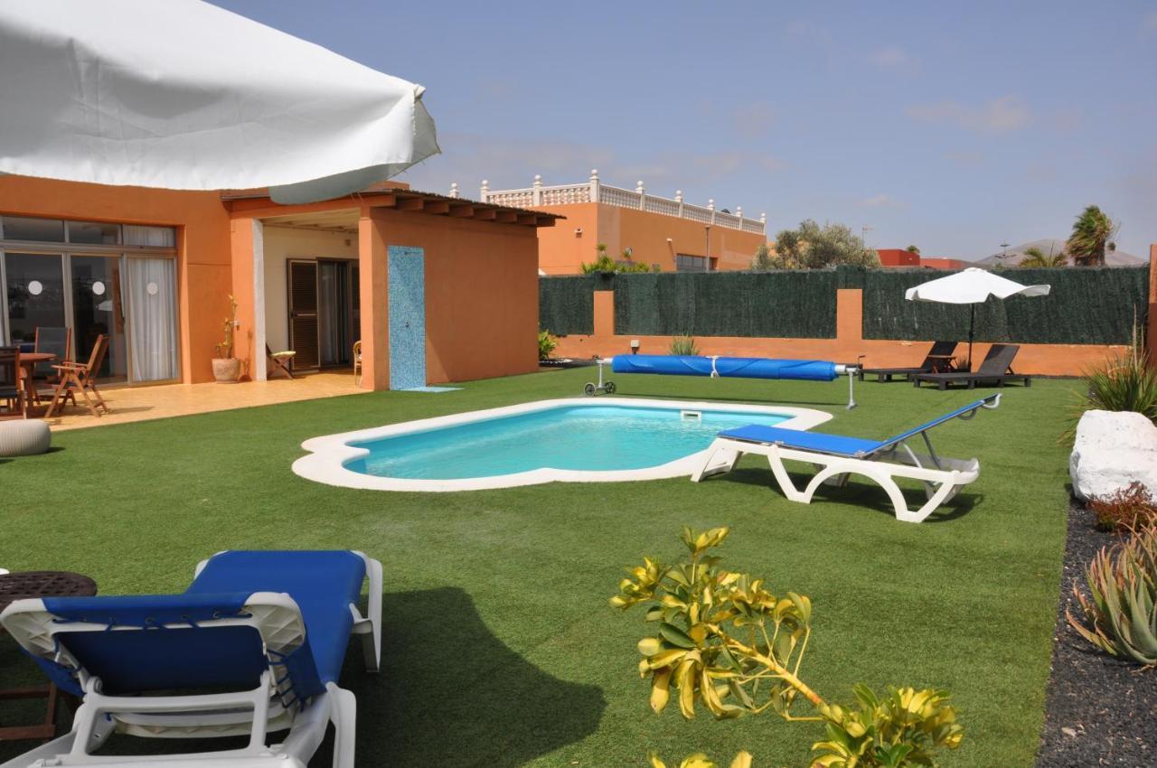 Eco White With Climatized Pool Villa *